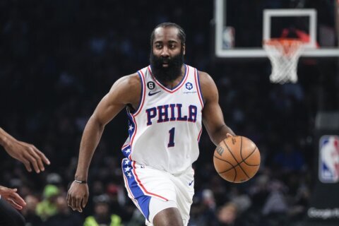 76ers' Harden visits with Michigan State shooting victim