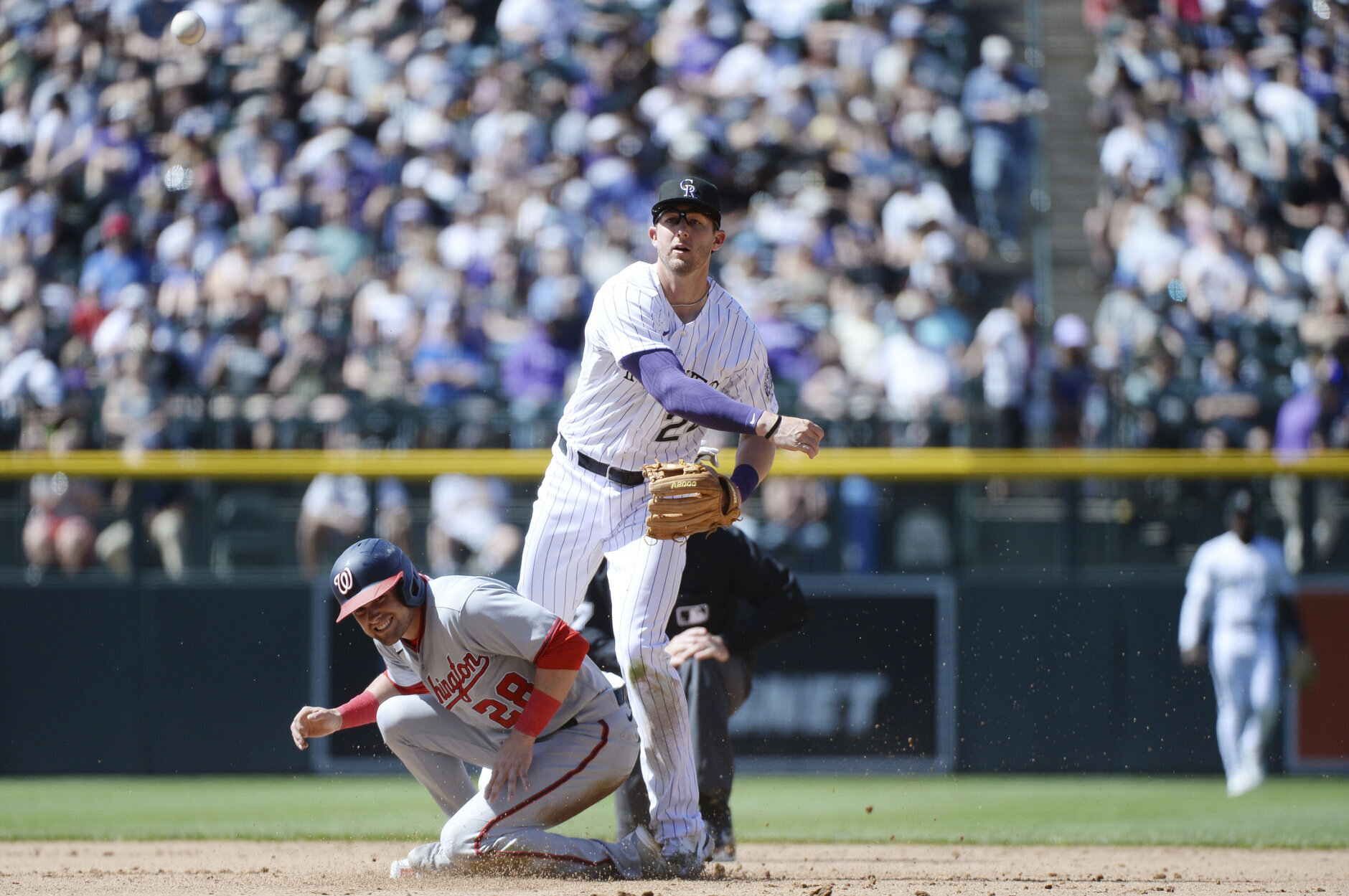 Kris Bryant's solo homer (6), 07/04/2023