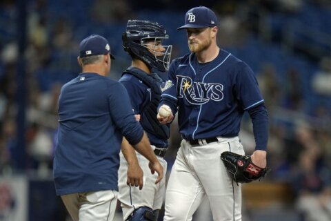 Garcia, Astros stop Rays' 14-game home winning streak