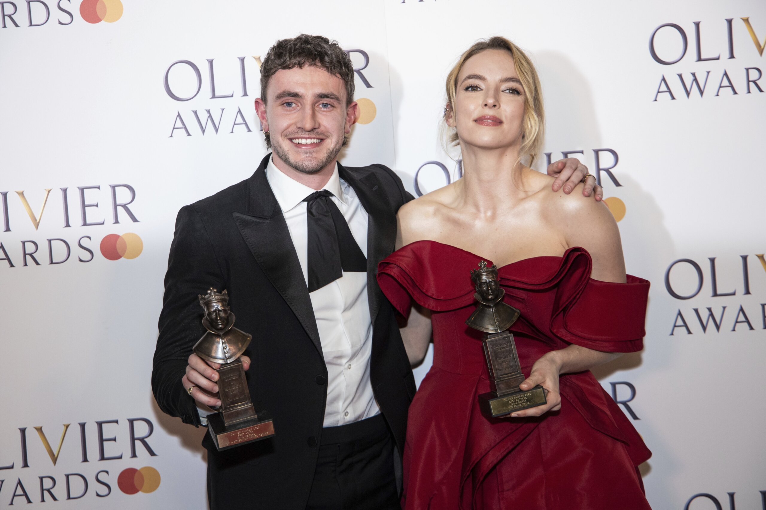 Jodie Comer, Paul Mescal take acting gold at Olivier Awards - WTOP News