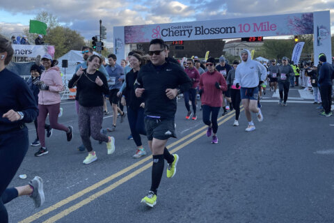 Metrorail to open early to get runners to cherry blossom 10 miler’s starting line