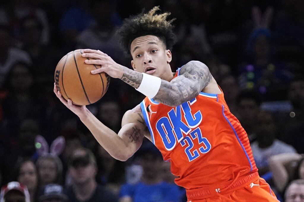 Cavs acquiring Peyton Watson and trading Max Strus to Clippers in 4-team deal, AP source says