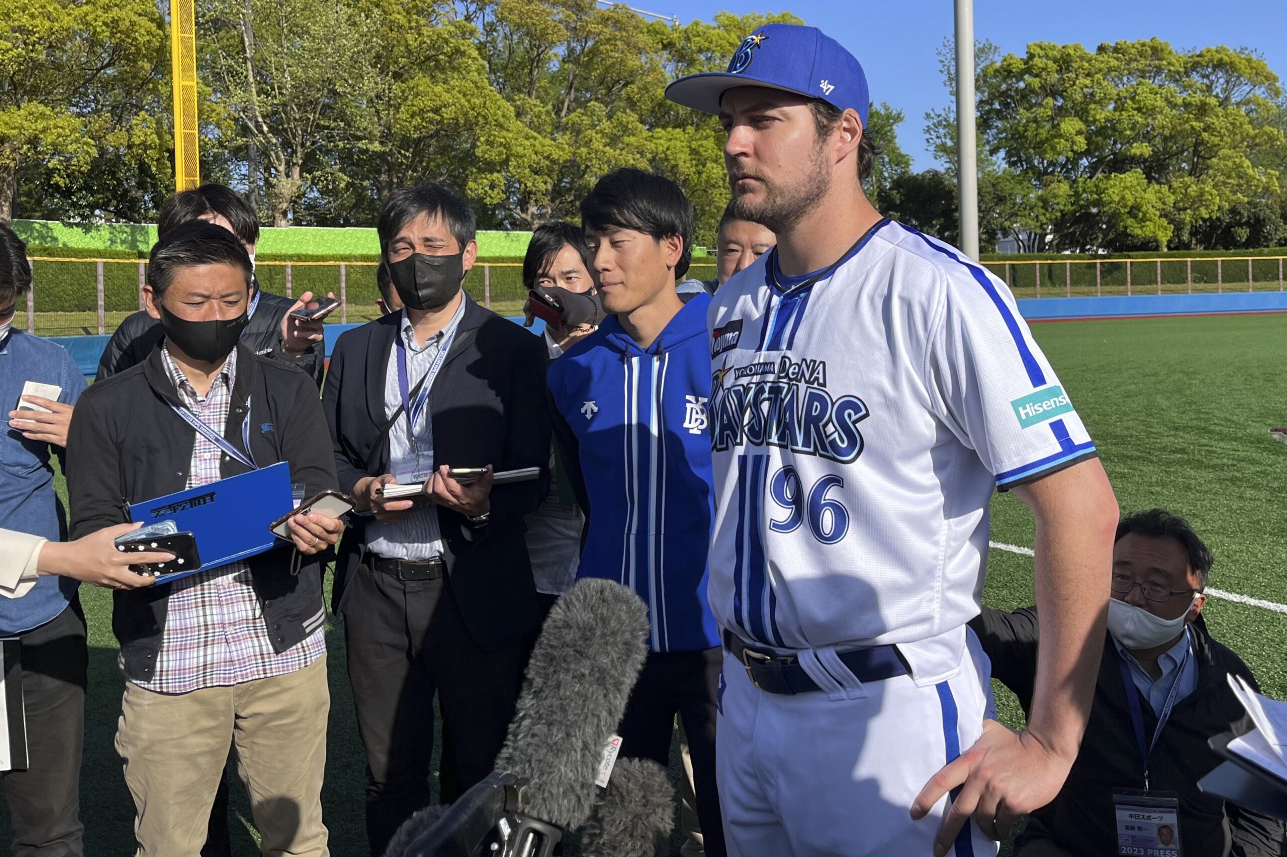 Trevor Bauer is STRUGGLING in Japan. 😳🥵 (swipe)