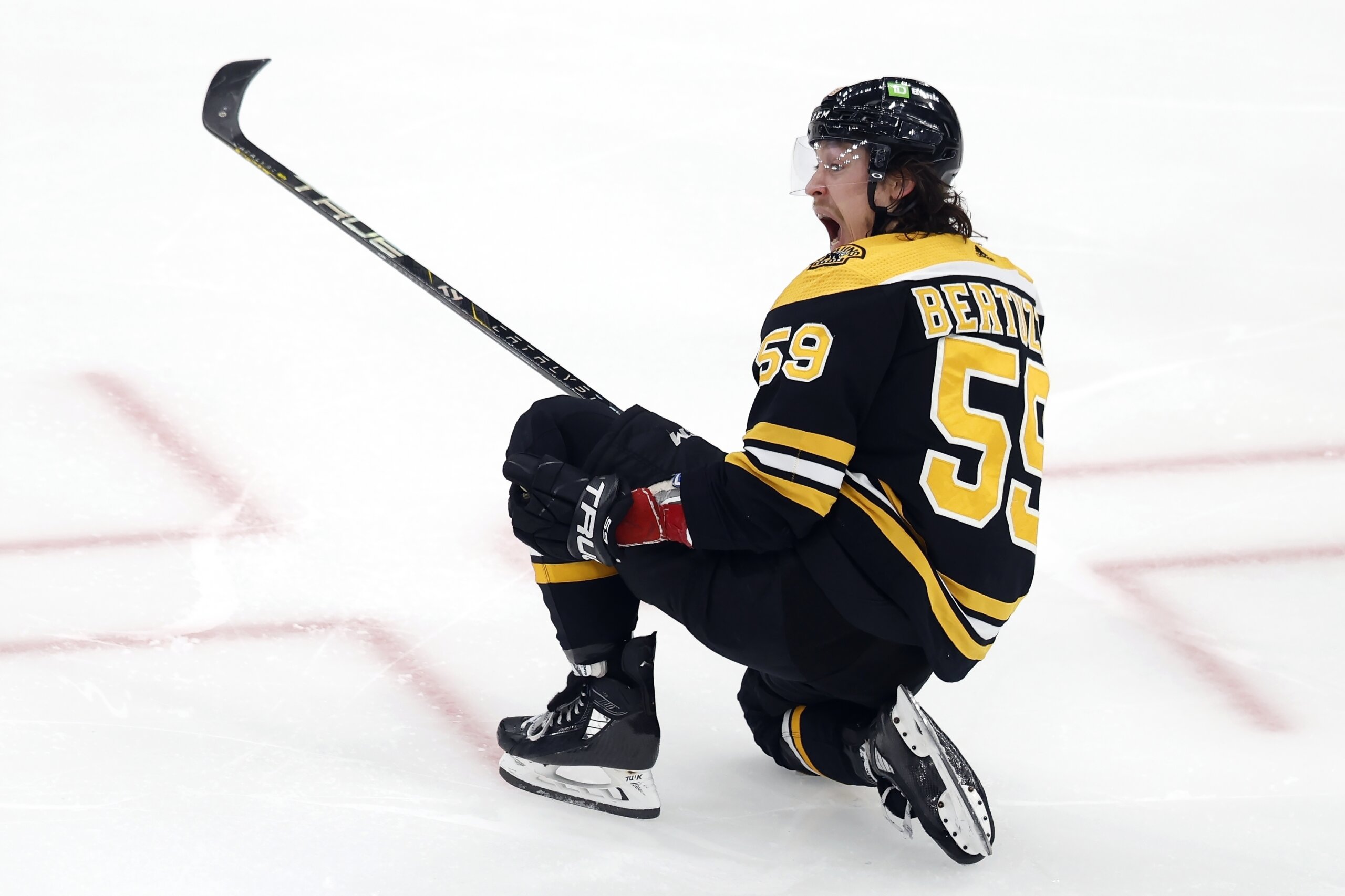 Bruins lose to Panthers, 4-3 in OT, and record-breaking season