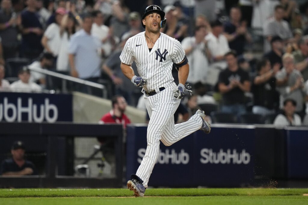 Yanks’ Stanton goes on 10-day IL with left hamstring strain