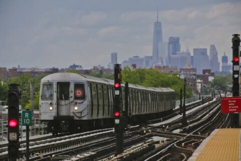 New reversal by Twitter after move sparked MTA withdrawal