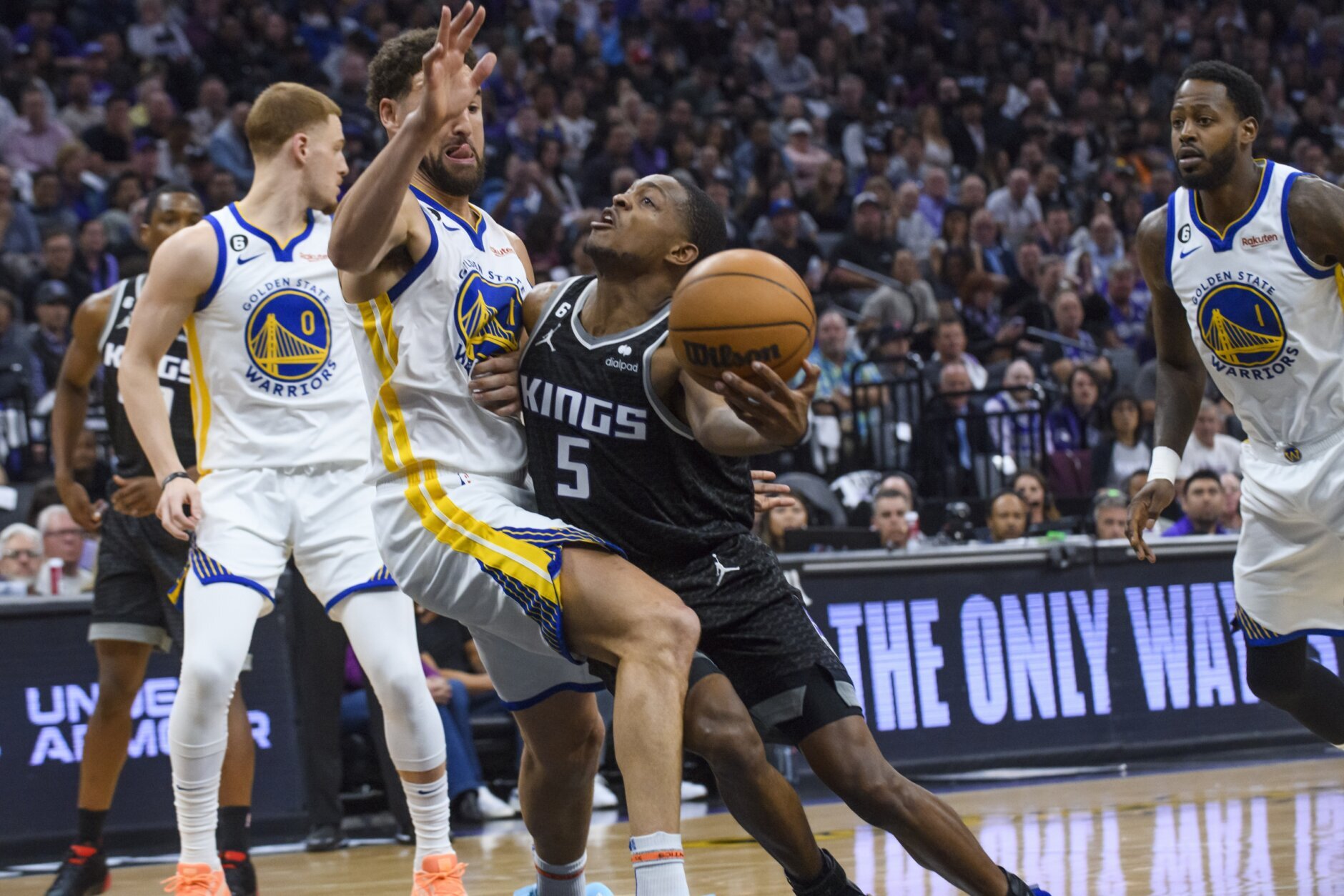 Sacramento Kings win first playoff game in 17 years with defeat of Golden  State Warriors in Game 1