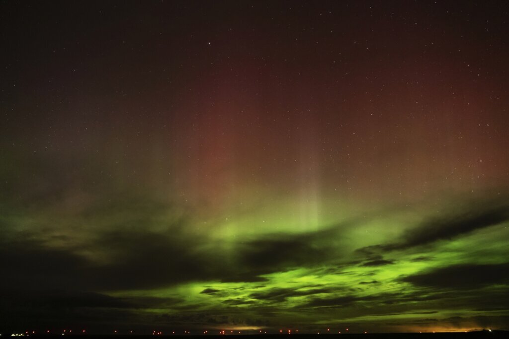 ‘Shimmering colors of green and red’: Northern lights may appear in Maryland