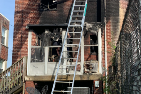 Firefighter injured, 8 displaced after fire in Northeast DC