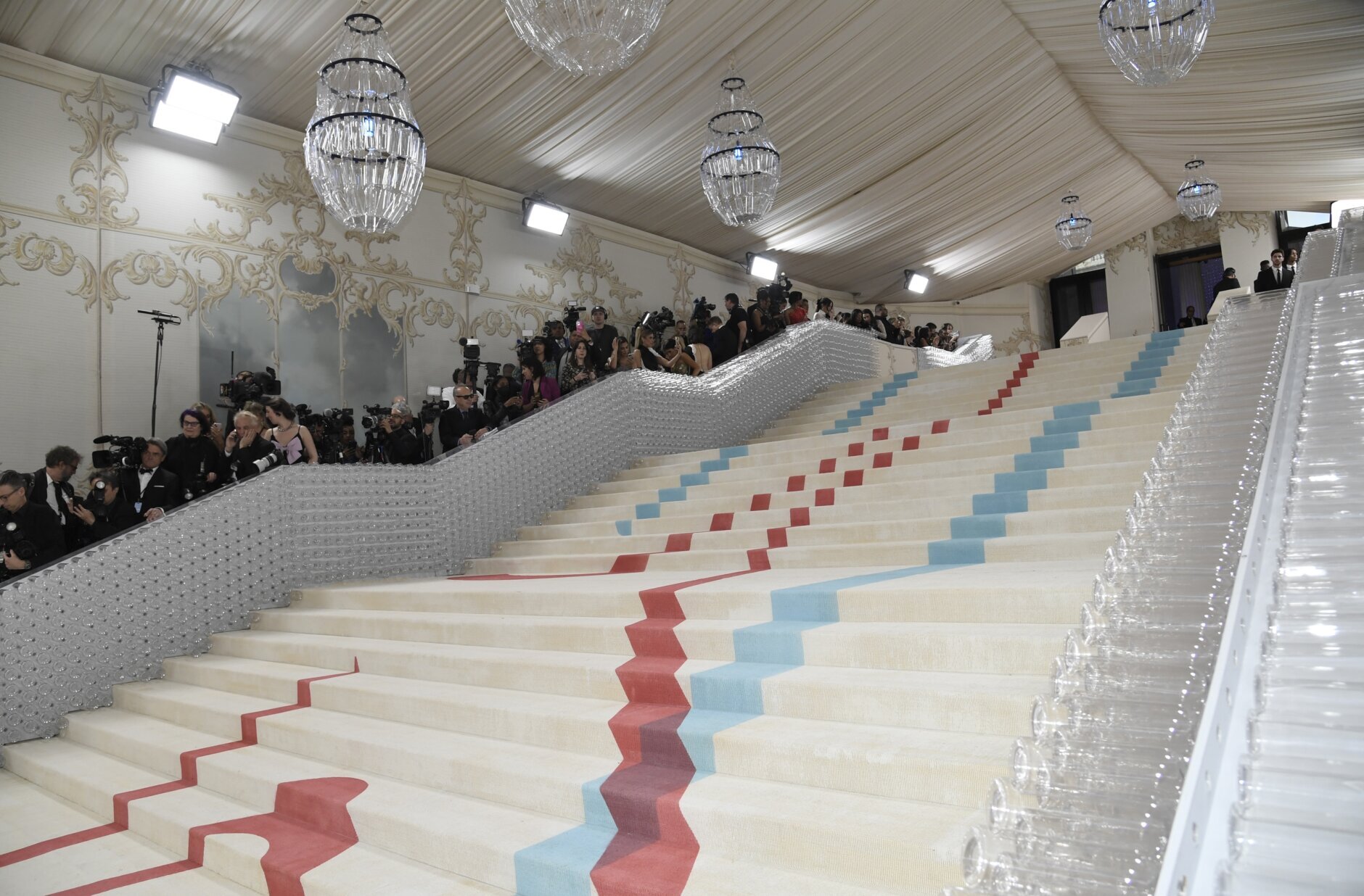 Met Gala 2023 live updates Fashion highlights from carpet WTOP News