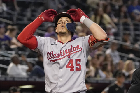 Meneses’ homer in 9th lifts Nationals to 9-8 win over Dbacks