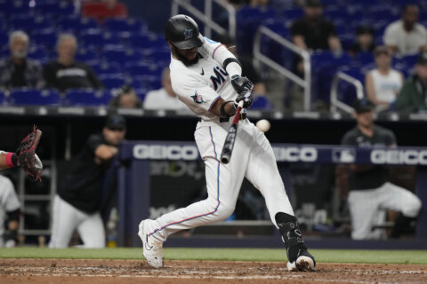 Soler homers for the second straight game, Marlins hold off Nationals 4-3