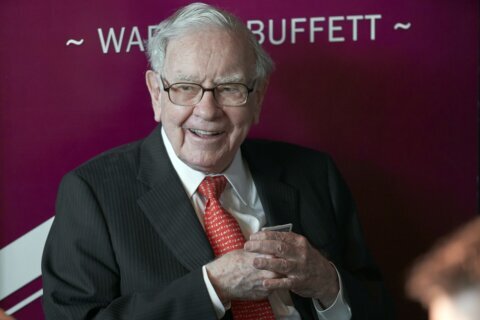 Board member: 92-year-old Buffett won't be replaced soon