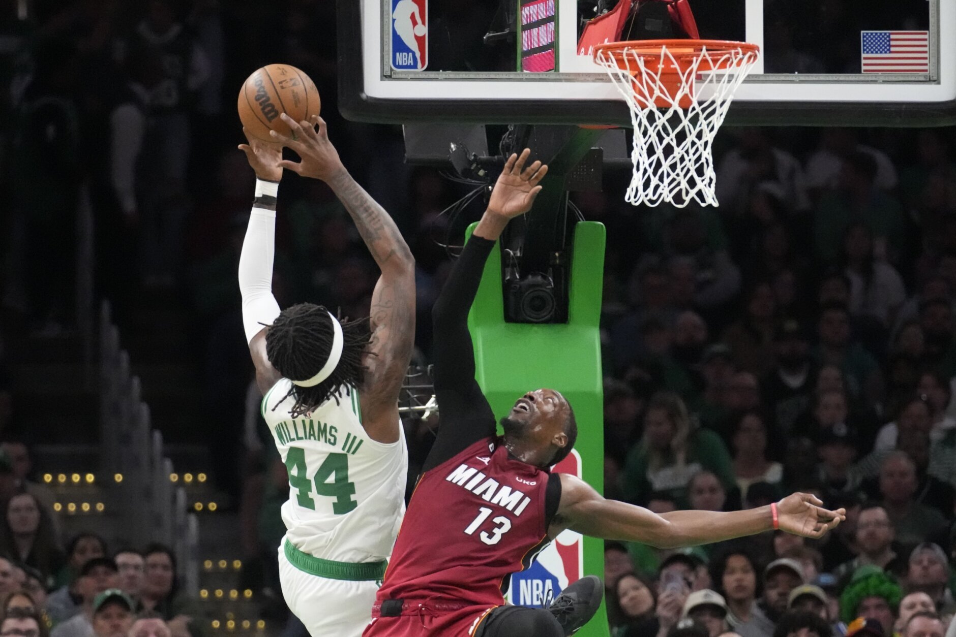 N.B.A. Postpones Heat-Celtics Game - The New York Times