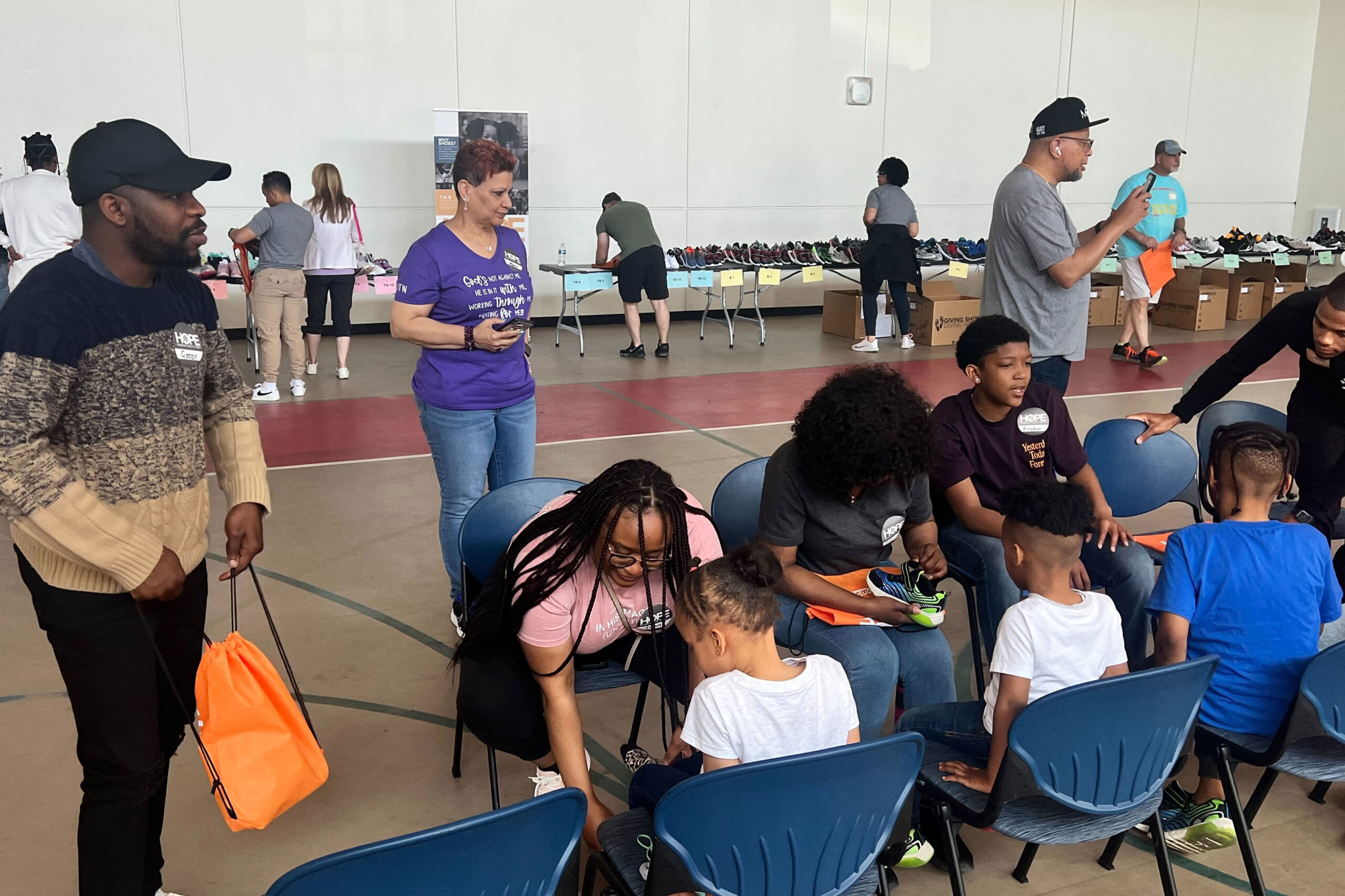 Hundreds of kids gifted with new sneakers in DC, Montgomery Co. – WTOP News