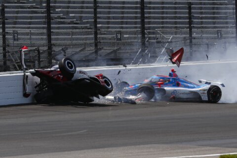 Wilson fractures vertebrae in crash with Legge in Indianapolis 500 practice session