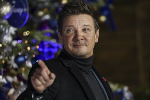 Actor Jeremy Renner wants tax credits for film projects in northern Nevada, but he may have to wait