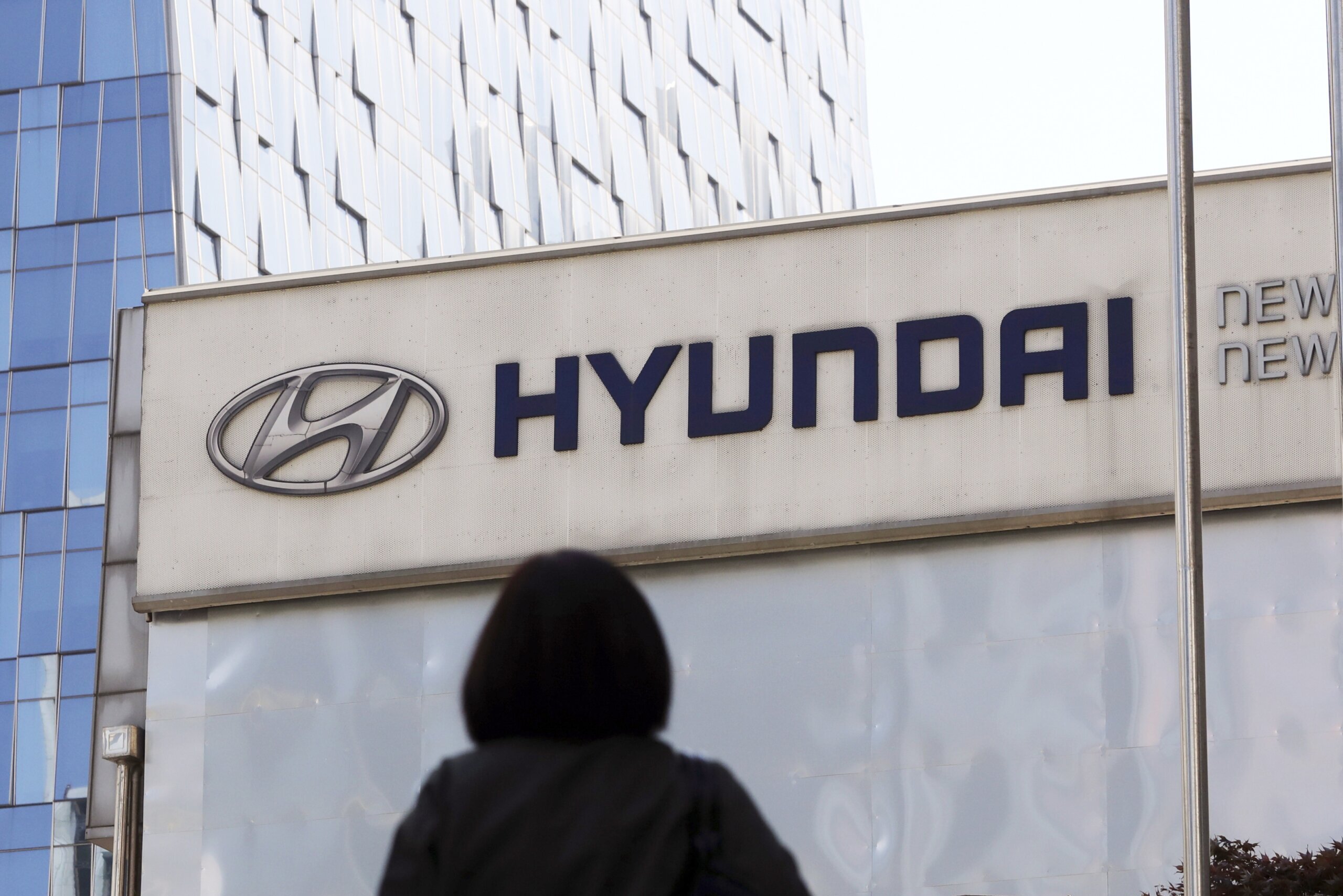 Hyundai and Kia recall nearly 92,000 vehicles and tell owners to park