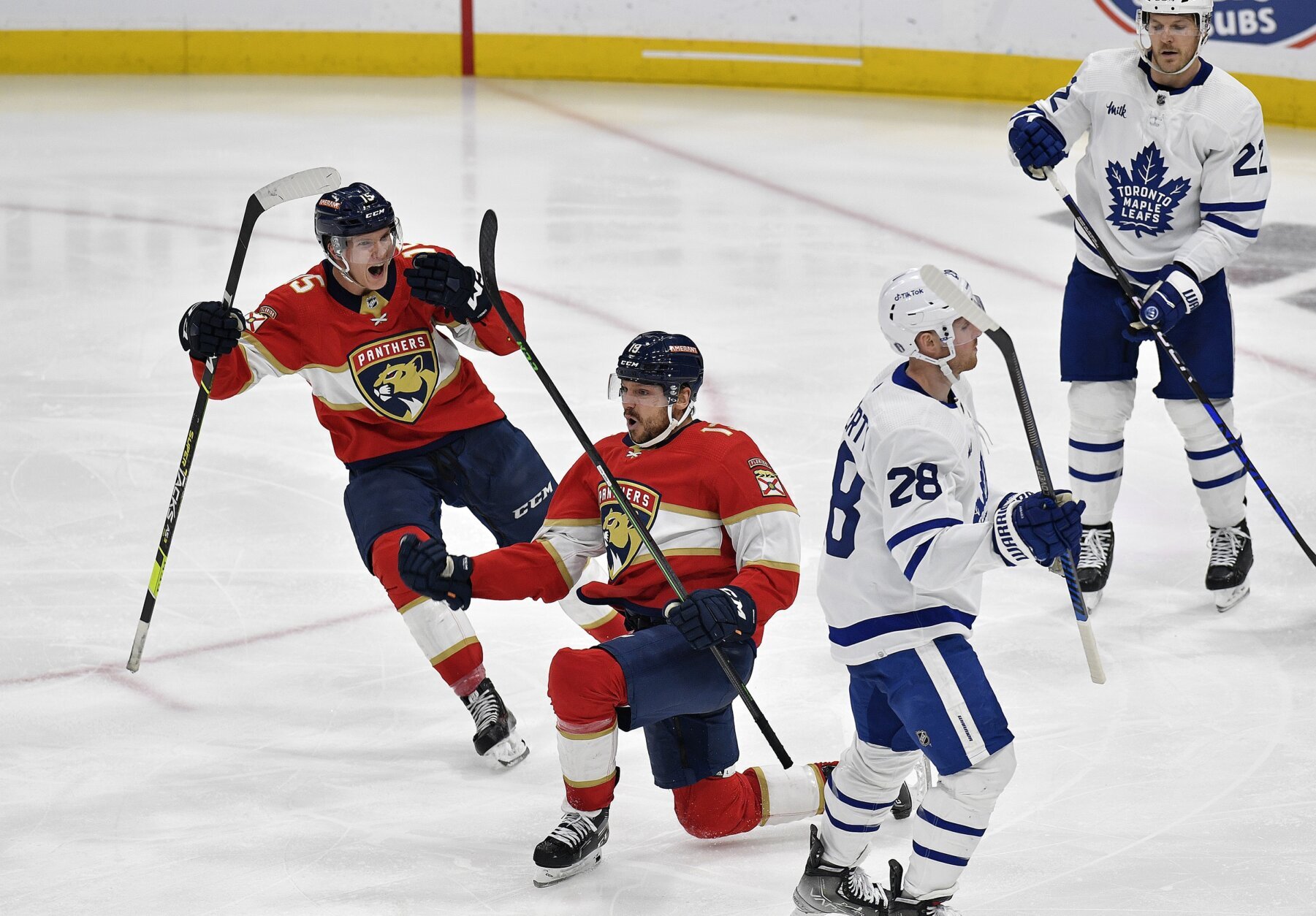 Reinhart the hero, as Panthers top Leafs in OT for 3-0 lead - WTOP