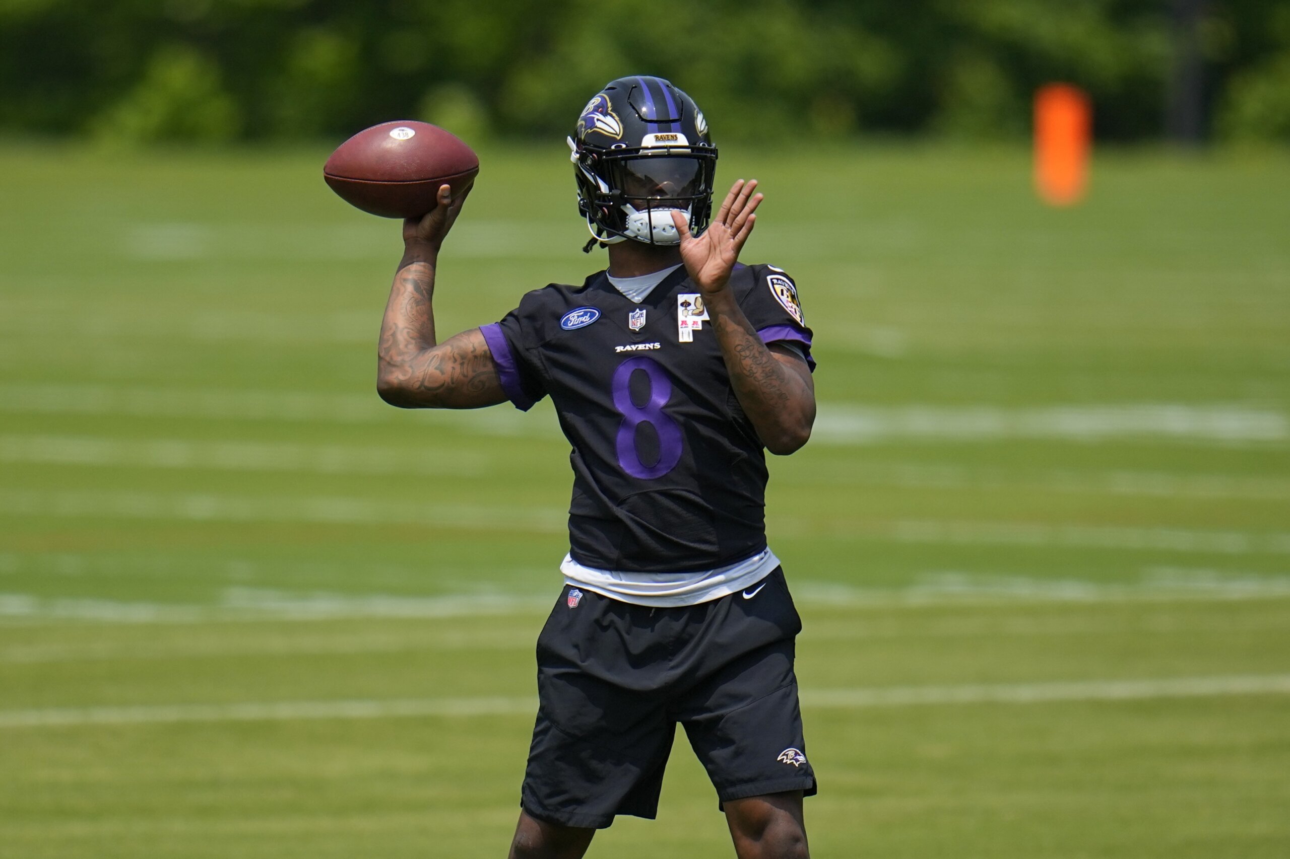 Lamar Jackson has 4 TDs as Ravens roll to 28-3 win over Browns and