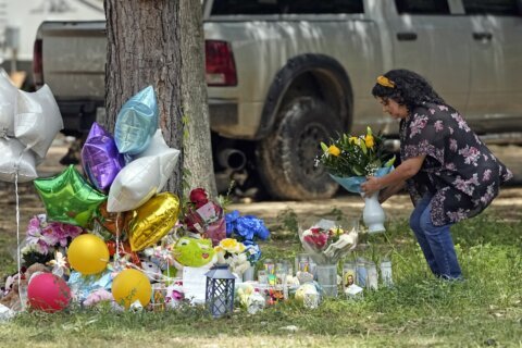 Prosecutor: Suspected Texas gunman tried to escape to Mexico