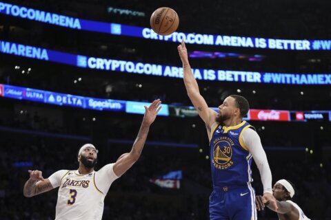 LeBron's Lakers rout Warriors 127-97, take 2-1 series lead