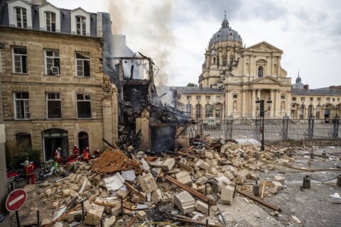 Rescuers found body in rubble of Paris building that collapsed in explosion