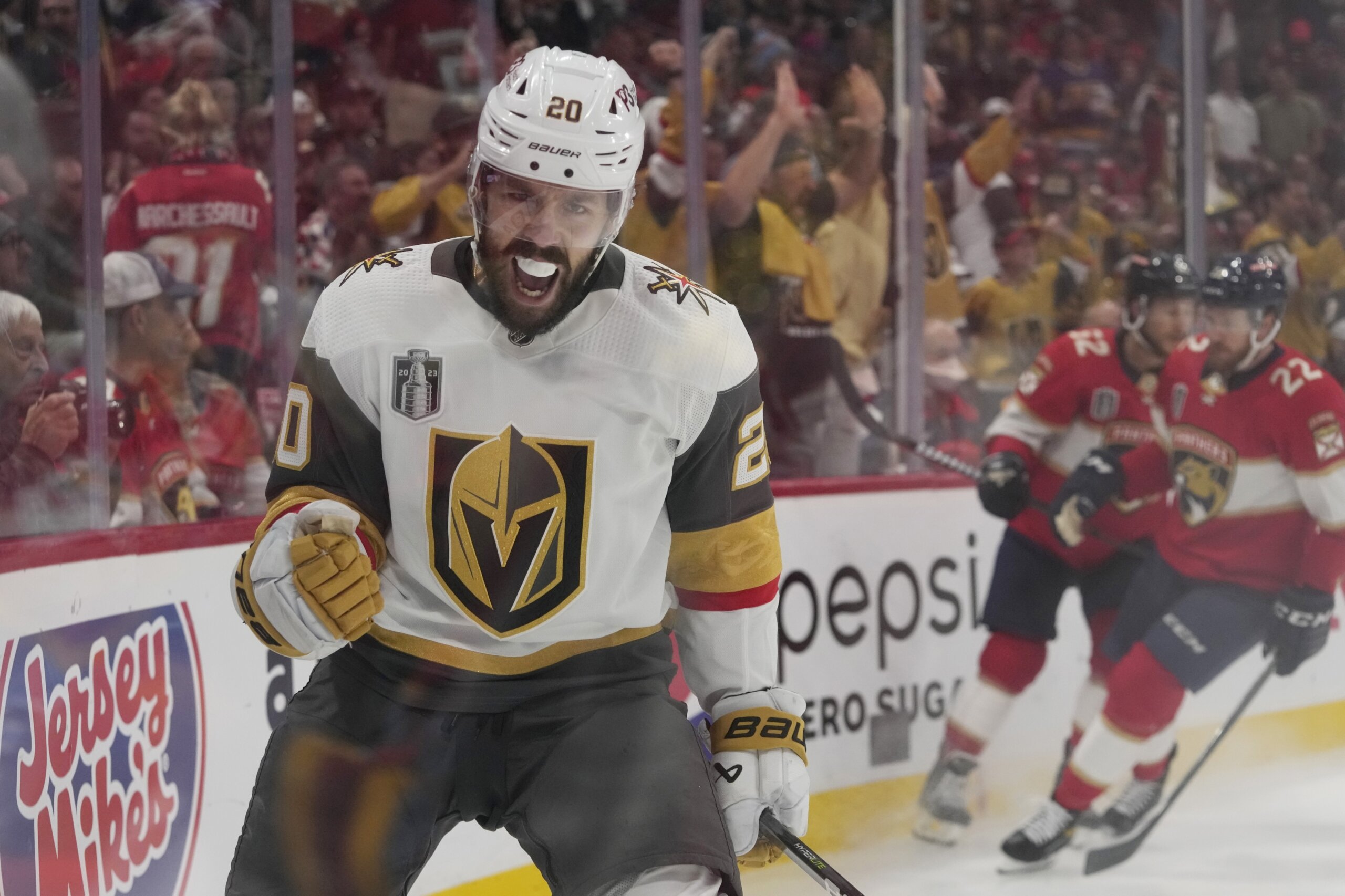 Vegas Golden Knights Hold Off Florida Panthers 3 2 Move Win From Stanley Cup Title Wtop News 