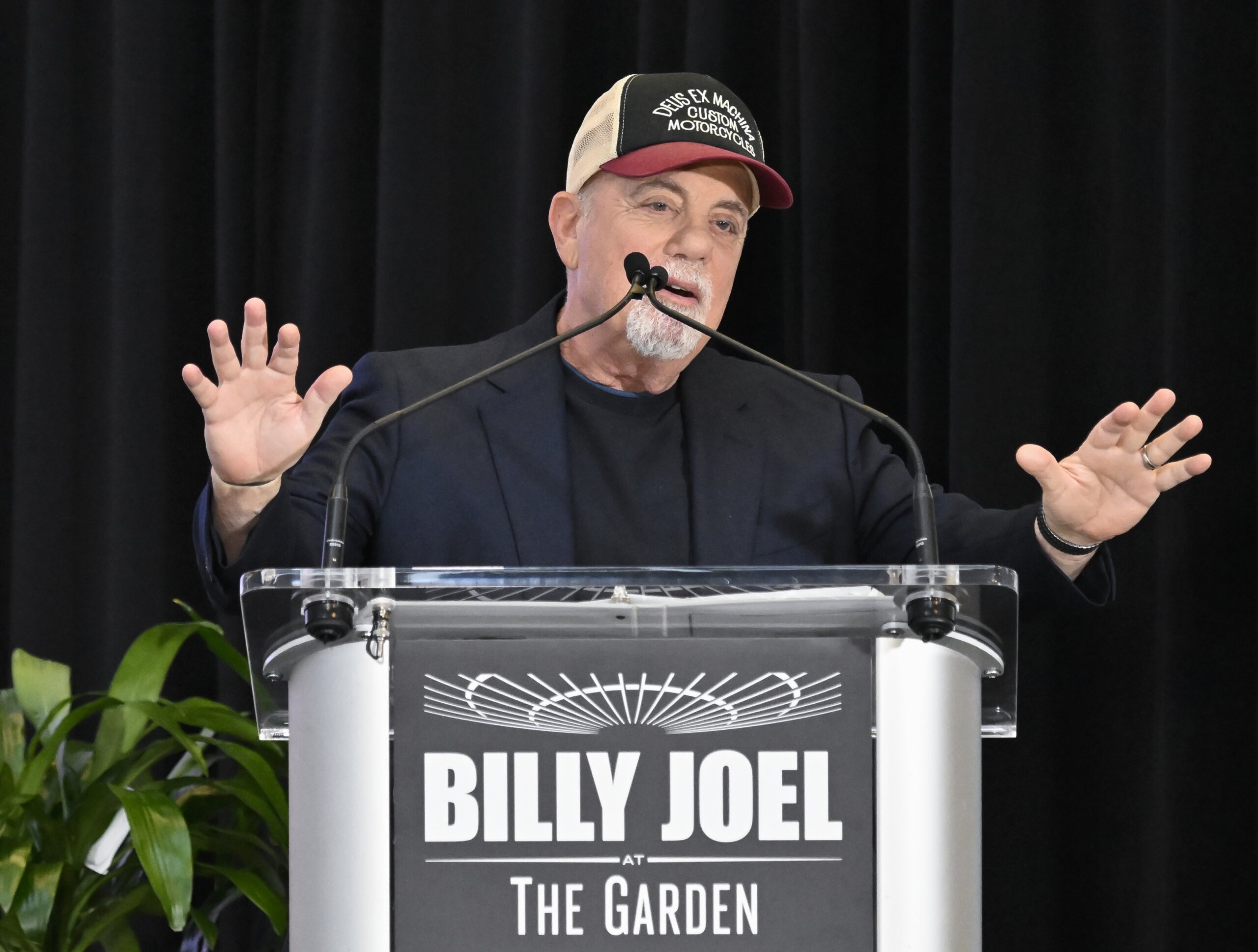 Billy Joel to end his recordbreaking concert series at Madison Square