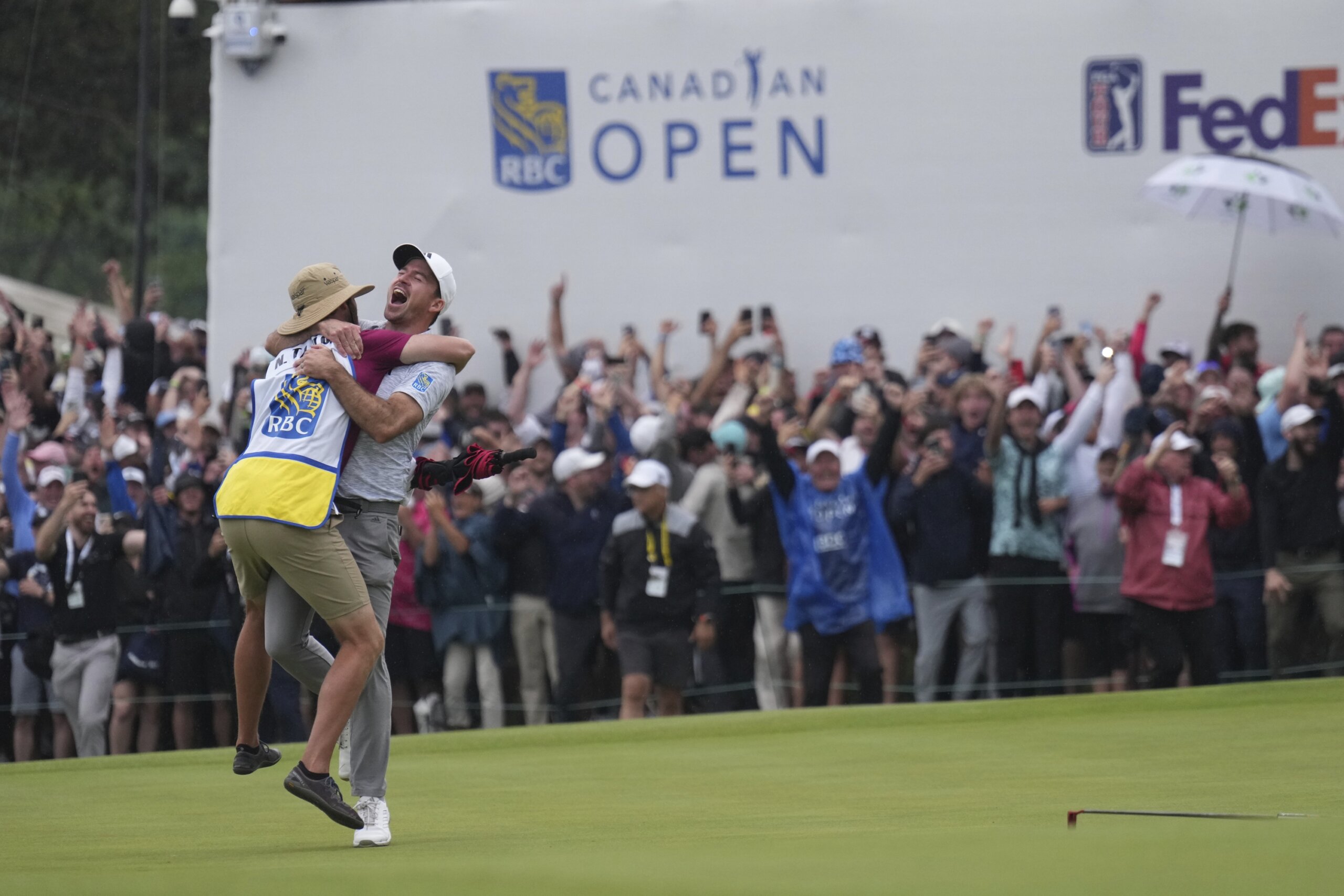 Nick Taylor sinks 72foot putt to win Canadian Open, countrymate Hadwin