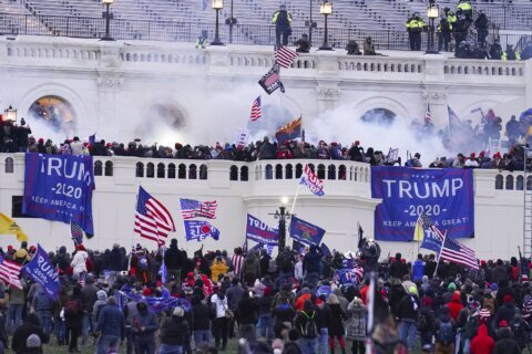 Lawsuits against Trump over Jan. 6 riot can move forward, appeals court rules