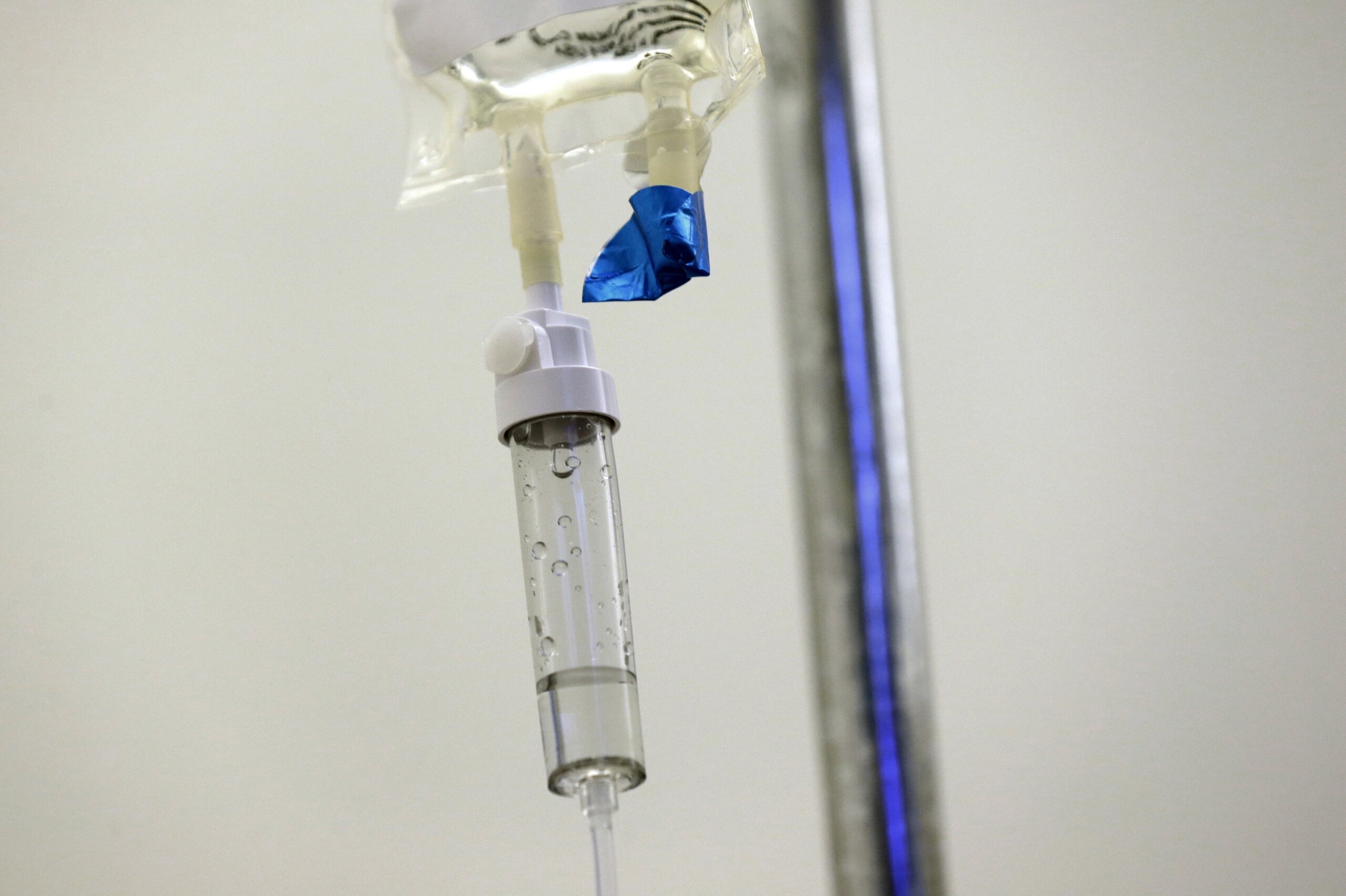 Cancer centers say US chemotherapy shortage is leading to treatment