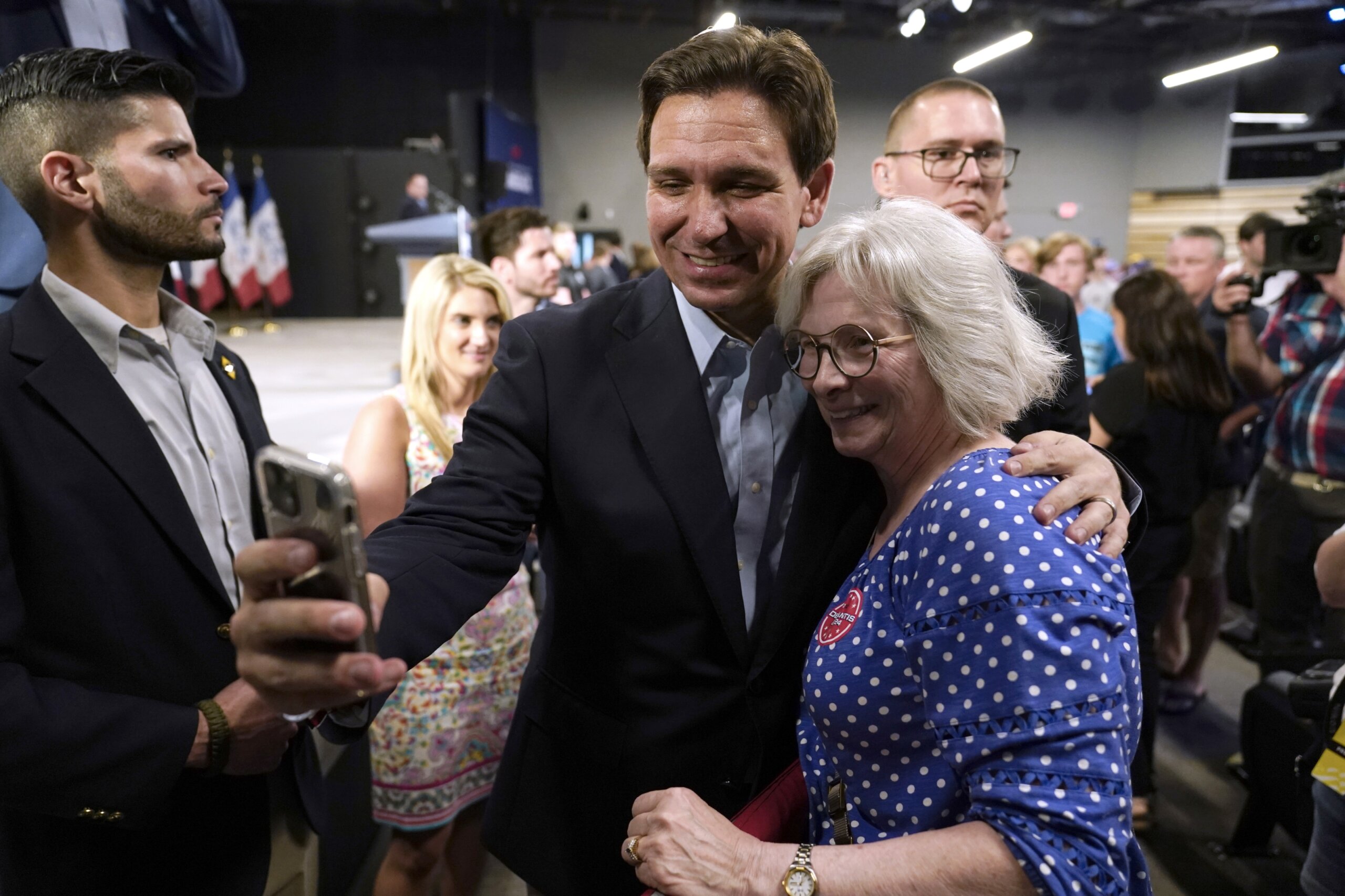 DeSantis Hits Trump From The Right While The Ex-president Looks Ahead ...