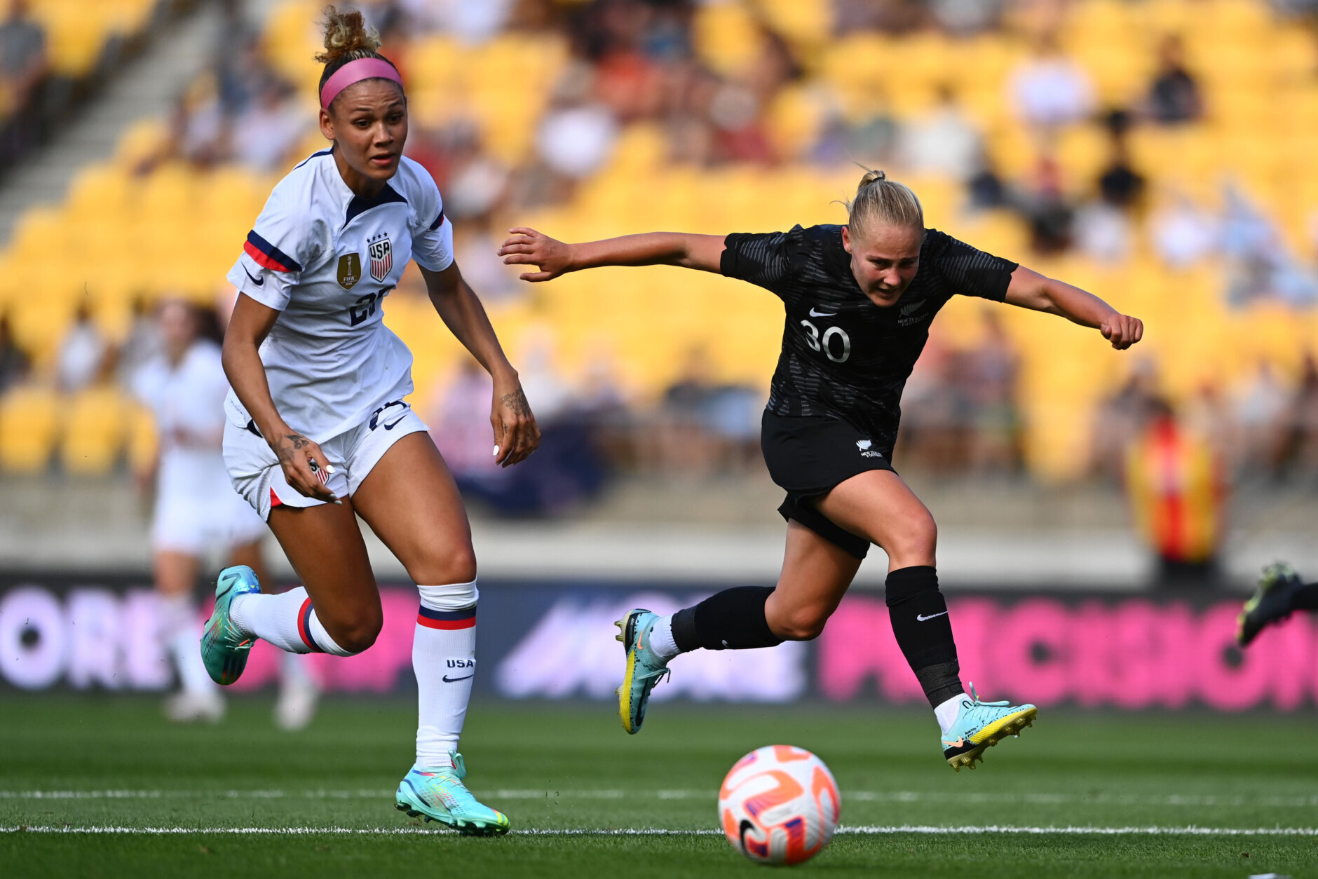 WELLINGTON, NEW ZEALAND - JANUARY 18: Trinity Rodman of USA competes with Ashleigh Ward of New Zealand during the International friendly fixture match between the New Zealand Football Ferns and the United States at Sky Stadium on January 18, 2023 in Wellington, New Zealand. (Photo by Hannah Peters/Getty Images)