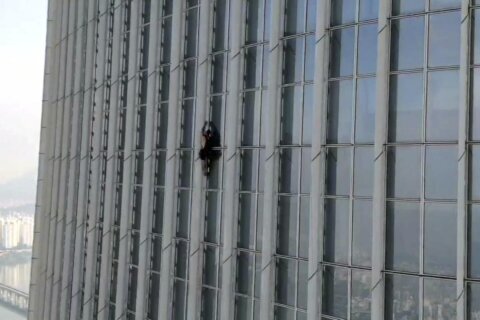 British man detained after climbing 72nd floor of Seoul skyscraper