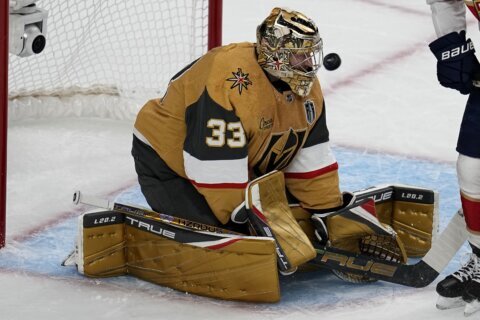 Vegas goalie Adin Hill makes highlight-reel stick save in Game 1 of Stanley Cup Final