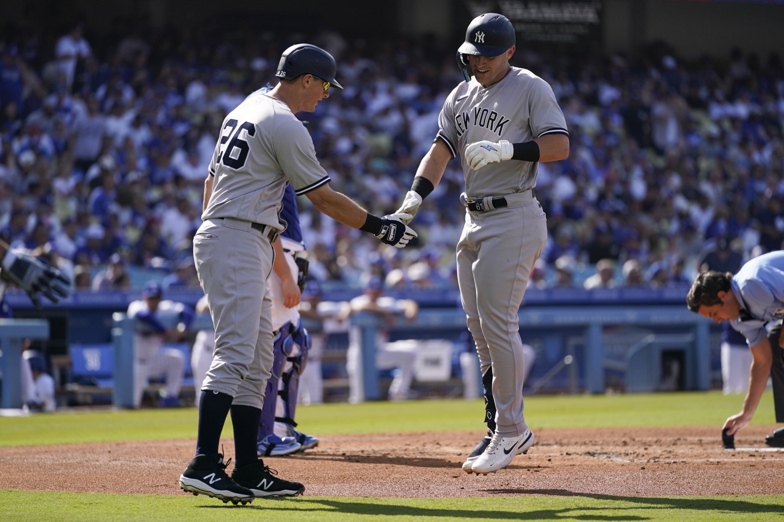 Aaron Judge catch helps lift Yankees