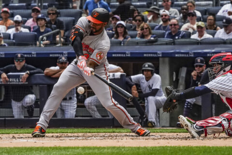 Orioles activate OF Aaron Hicks after 3-week stint on injured list