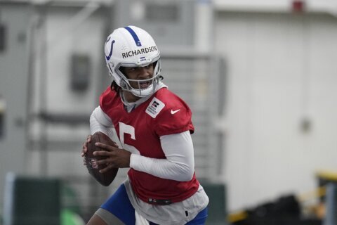 Rookie QBs C.J. Stroud of Texans, Anthony Richardson of Colts agree to guaranteed 4-year contracts
