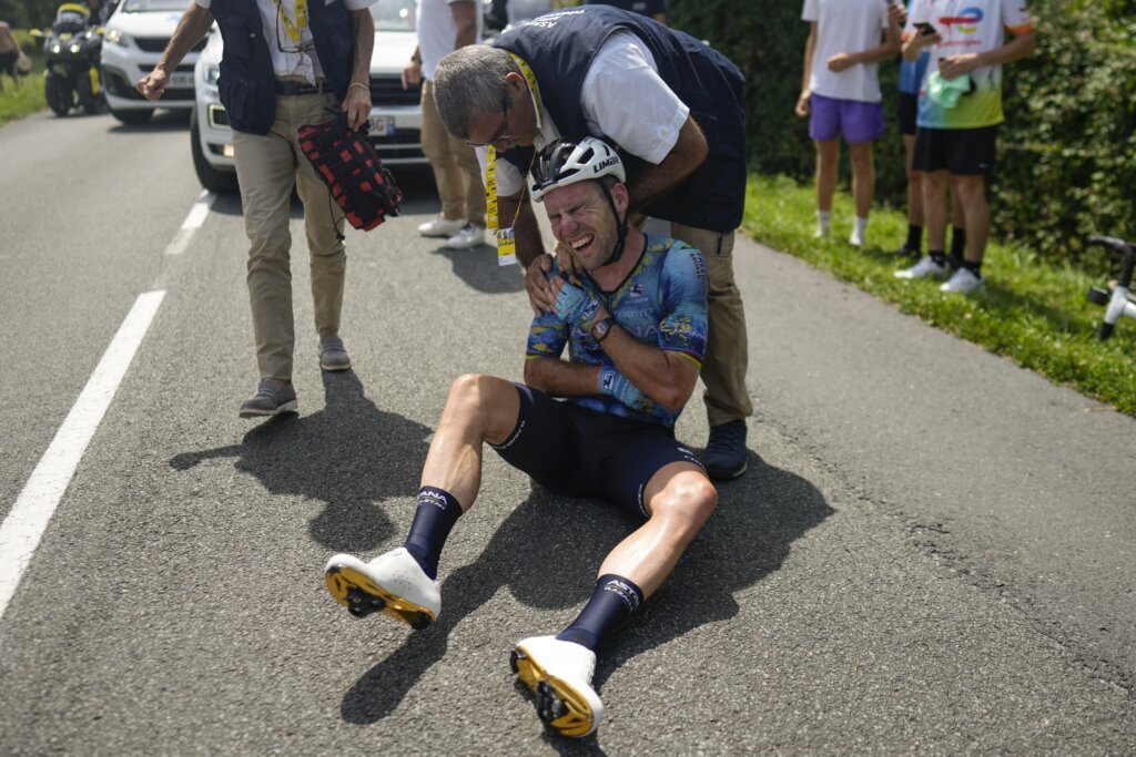 Cavendish crashes out of Tour de France in last attempt to take outright record for most stage wins