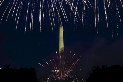 PHOTOS: Fireworks cap off DC Fourth of July celebrations