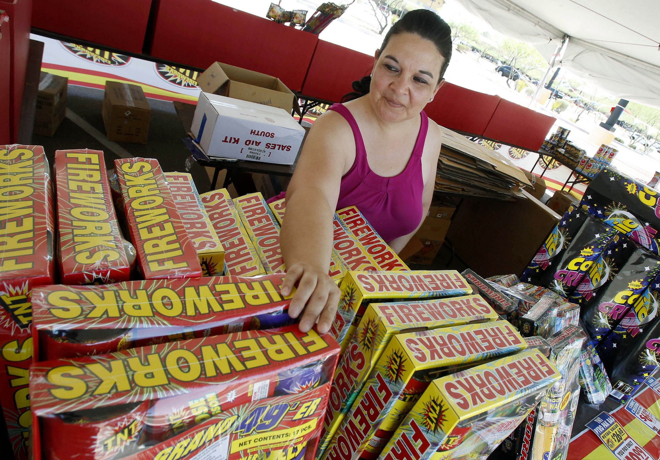 Behind the scenes of the (legal) DCarea fireworks stand A tradition