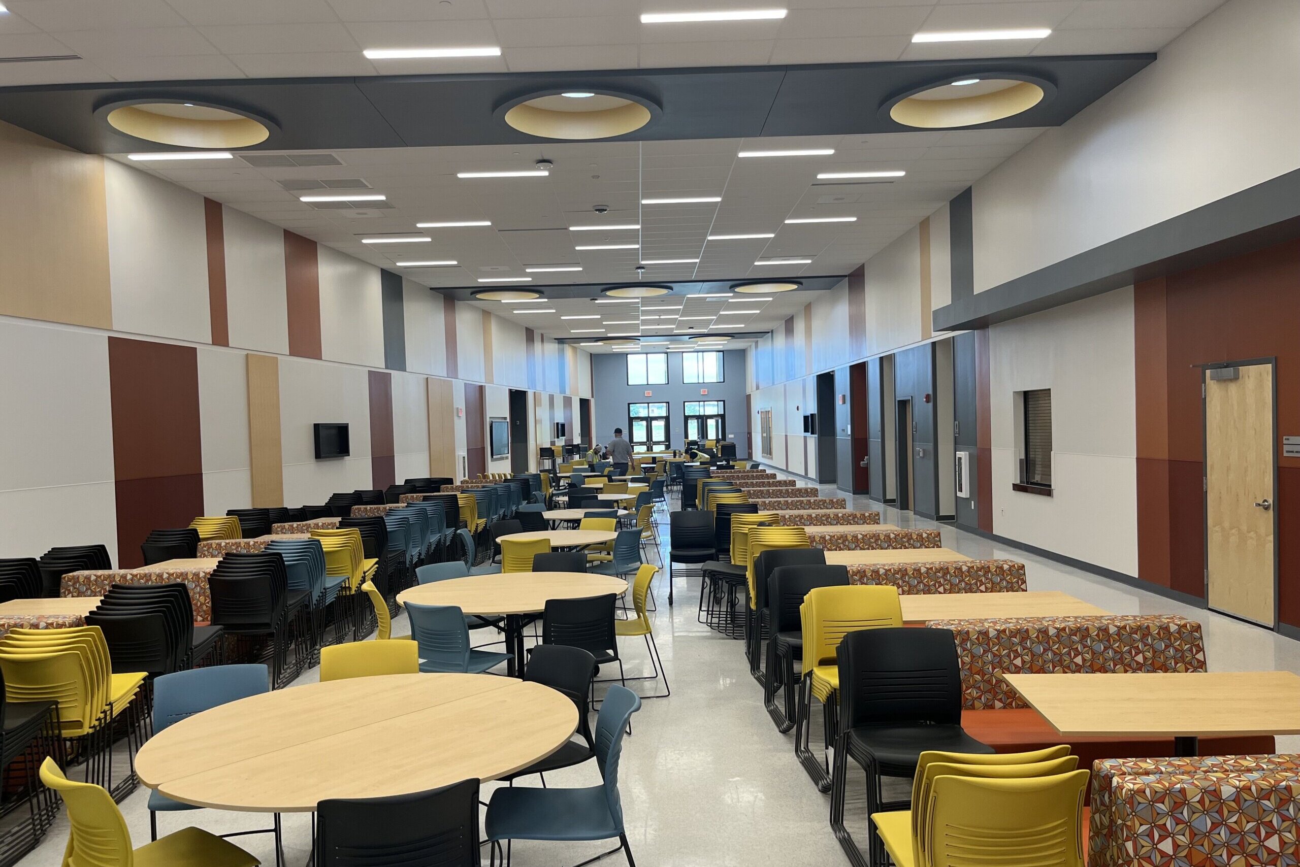 Prince George's Co. middle school receives new look before school year  begins - WTOP News