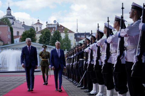 Live Updates | Zelenskyy gets hero's welcome in Lithuania's capital as he arrives for NATO meeting