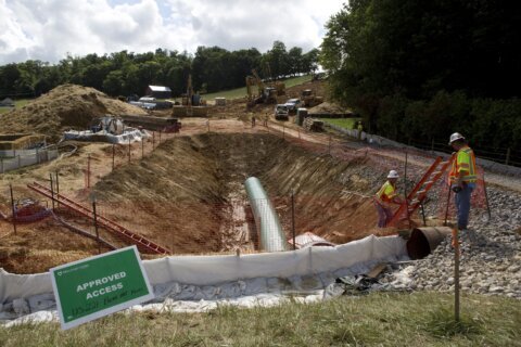 Appeals court blocks construction on Mountain Valley Pipeline even after Congress says it can't