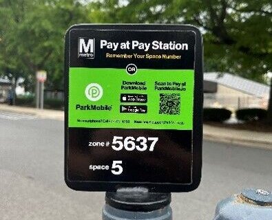 Metro adds new cashless options for parking payment in ‘fare modernization’ effort