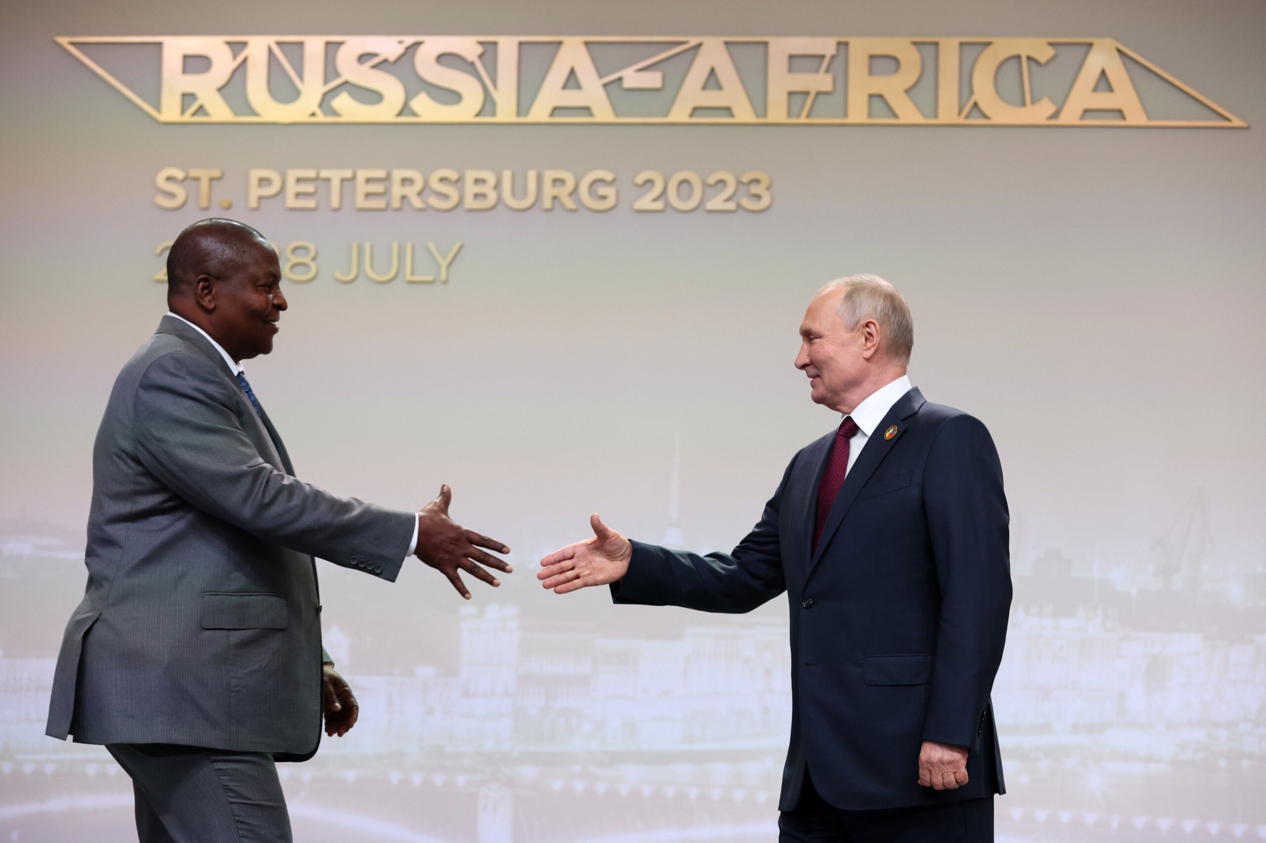 Putin woos African leaders at a summit in Russia with promises of