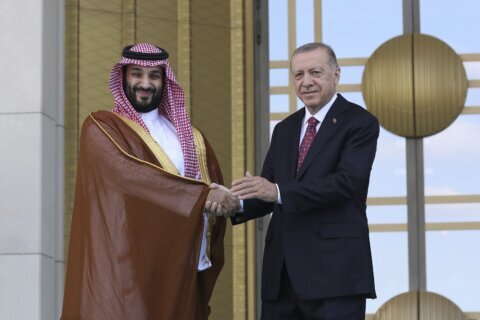 Turkish President Erdogan visits Gulf Arab states, seeking funds for ailing economy