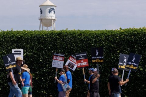 Universal under investigation after it trimmed trees that shaded SAG-AFTRA protesters