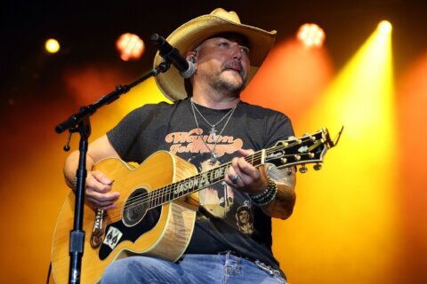 Jason Aldean responds to backlash over politically charged single